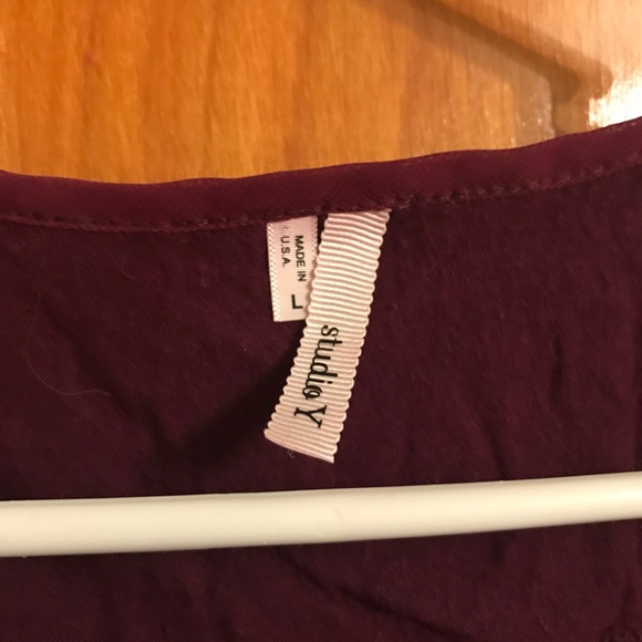 Sequined shoulder top - Picture 4 of 4